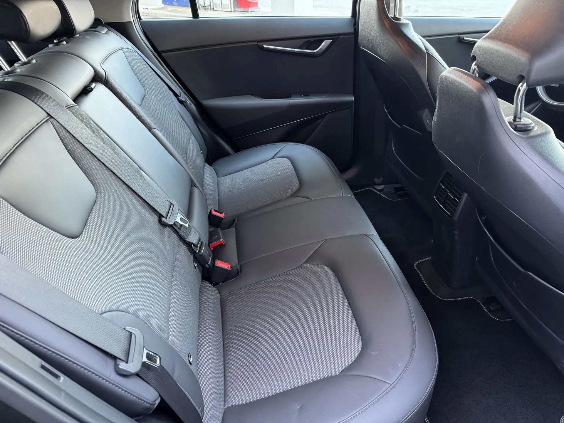 Kia Niro - obrazek 11