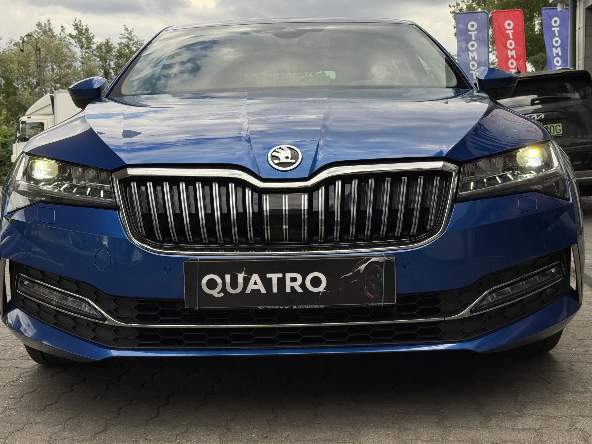 Skoda Superb 2.0 TDI SCR 4x4 L&K DSG - obrazek 37